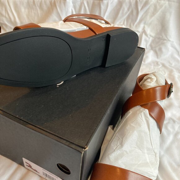 NIB Vionic T-Strap Sandal W11 - Picture 5 of 7